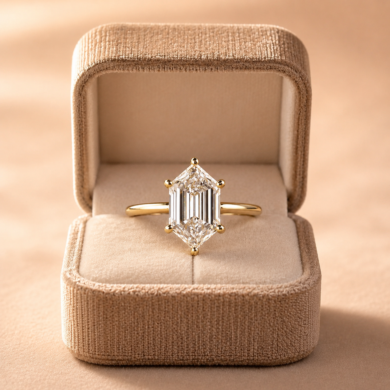 IGI 2Ct Hexagon Lab Grown Diamond Engagement Ring Solitaire E VVS2 Step Cut